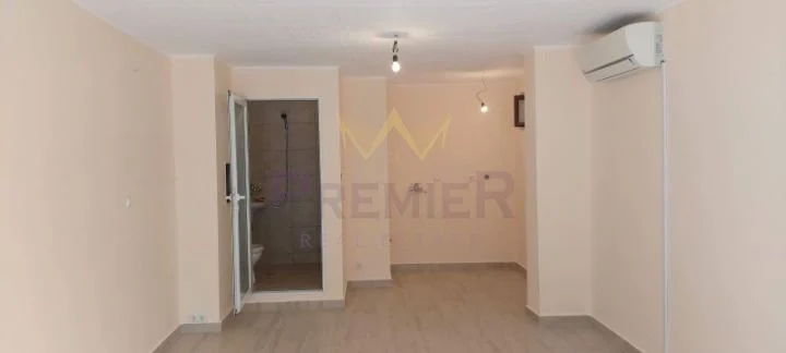 Офис със статут на Медикотехническа лаборатория в ж.к. Слатина -  - снимка 6 - Имоти Премиер