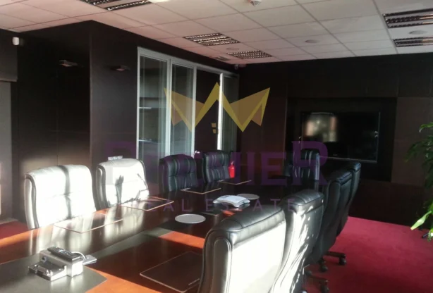 Агенция за недвижими имоти - Имоти Премиер - имот - 712201, Цена: 1230000 EUR