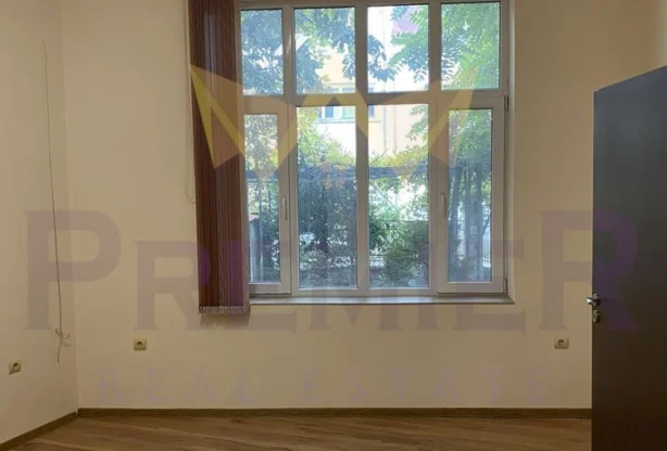 Агенция за недвижими имоти - Имоти Премиер - имот - 1041464, Цена: 650 EUR