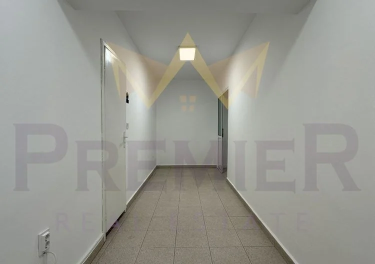 ОФИС, ЦЕНТЪР -  - снимка 3 - Имоти Премиер