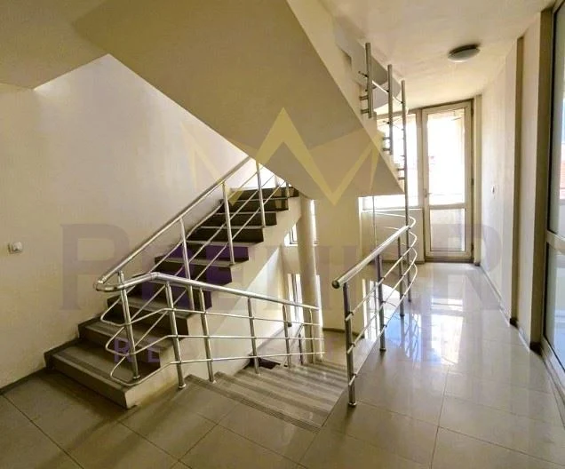 Офис в квартал Белите Брези -  - снимка 10 - Имоти Премиер