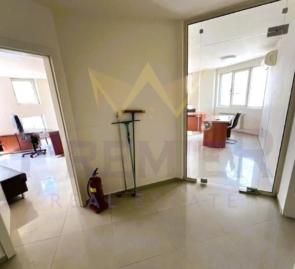 Офис в квартал Белите Брези -  - снимка 6 - Имоти Премиер