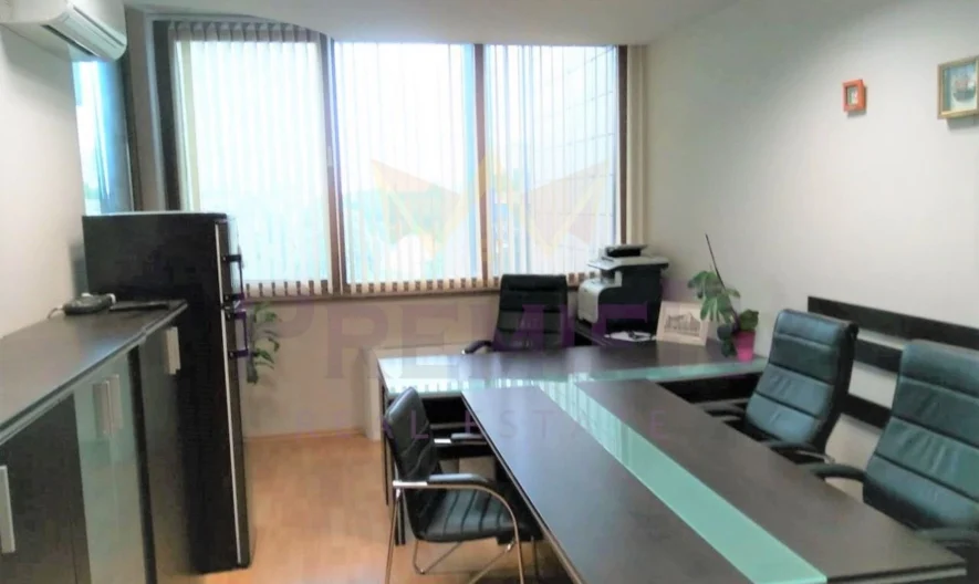 Офис в престижна бизнес сграда -  - снимка 1 - Имоти Премиер