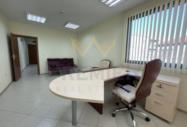 Агенция за недвижими имоти - Имоти Премиер - имот - 613907, Цена: 153000 EUR