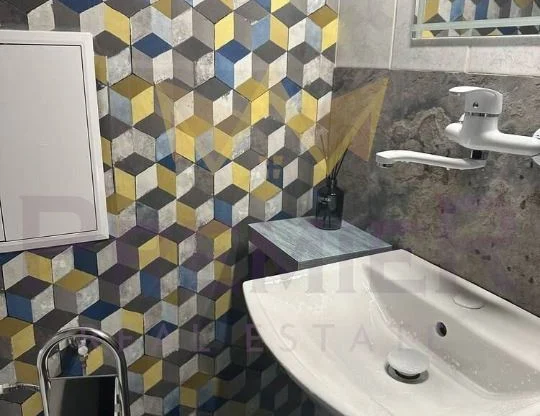 Агенция за недвижими имоти - Имоти Премиер - имот - 982183, Цена: 180000 EUR