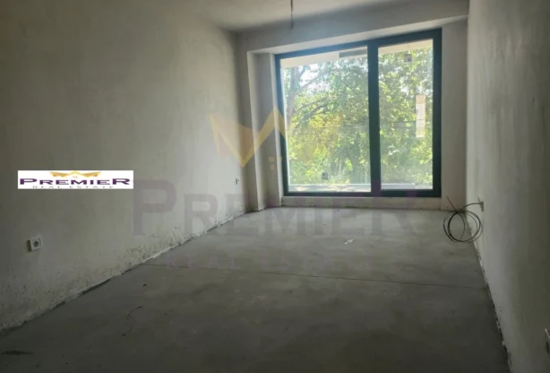 Обява за имот 1202108, Площ: 69 м<sup>2</sup>, Цена: 235000 EUR - Офиси Варна