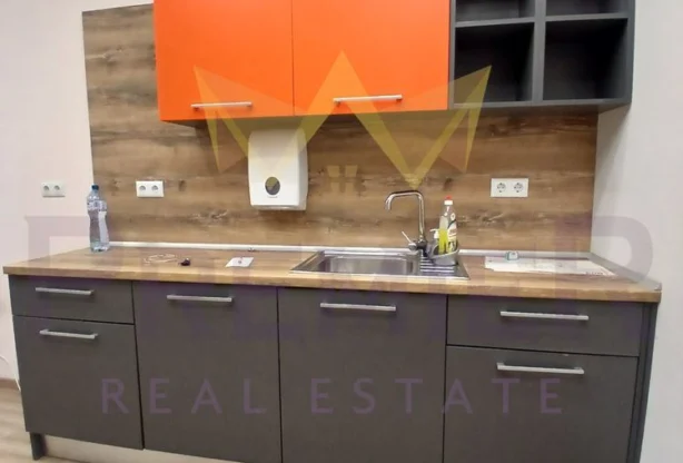 Агенция за недвижими имоти - Имоти Премиер - имот - 972458, Цена: 1636.1344 EUR