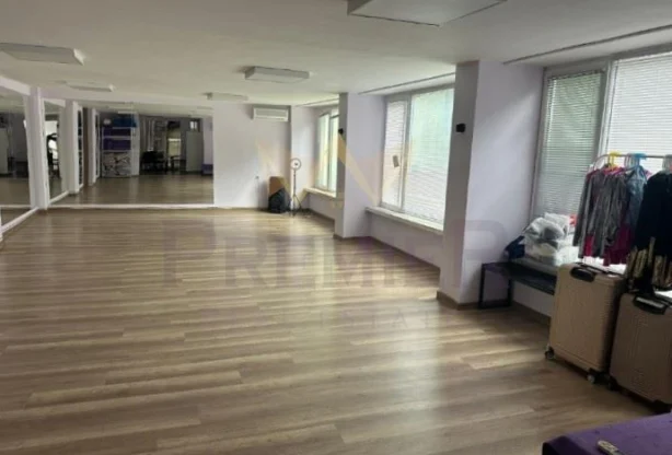 Агенция за недвижими имоти - Имоти Премиер - имот - 1087725, Цена: 240000 EUR
