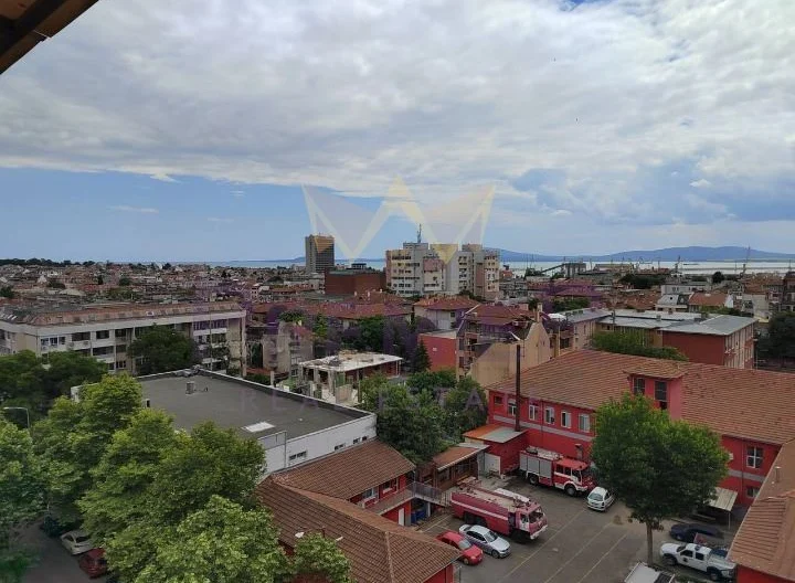 One-bedroom apartment in Vazrazhdane complex, near Borisova Garden -  - snimka 11 - Imoti Premier