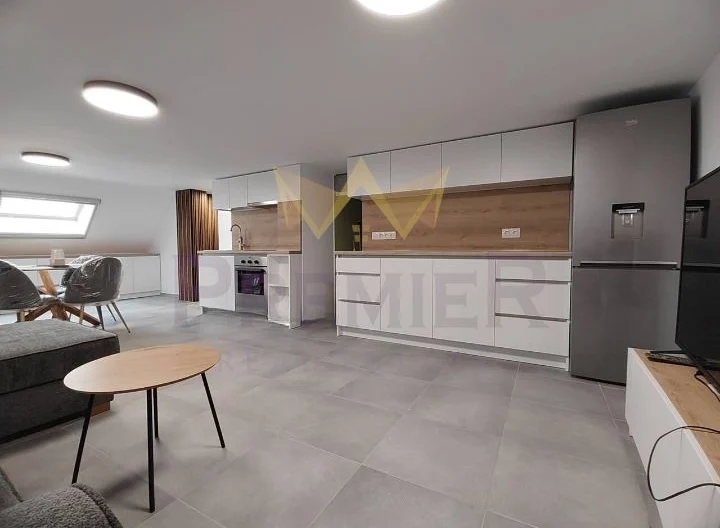 One-bedroom apartment in Vazrazhdane complex, near Borisova Garden -  - snimka 14 - Imoti Premier