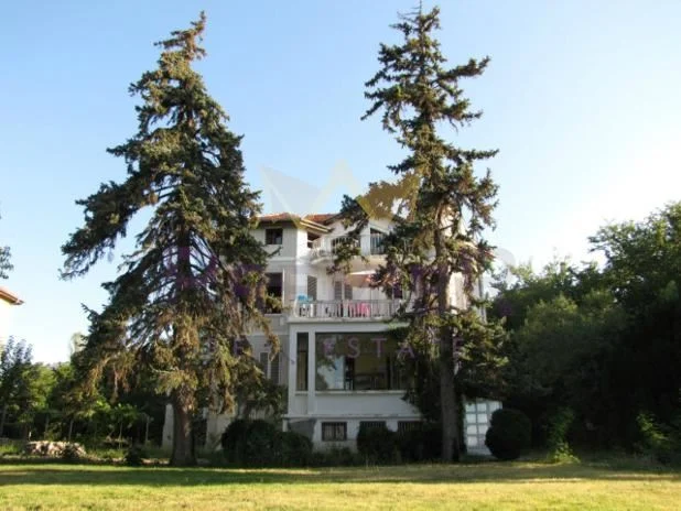 Отличен едностаен апартамент намиращ се в Морската градина - - снимка 1 - Имоти Премиер