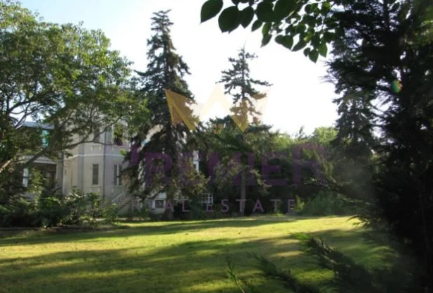 Агенция за недвижими имоти - Имоти Премиер - имот - 801195, Цена: 180000 EUR