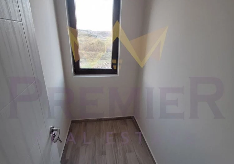 Отличен семеен тристаен апартамент с просторни стаи – Меден Рудник -  - снимка 7 - Имоти Премиер