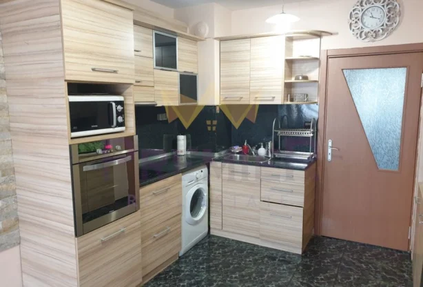 Агенция за недвижими имоти - Имоти Премиер - имот - 1237505, Цена: 650 EUR