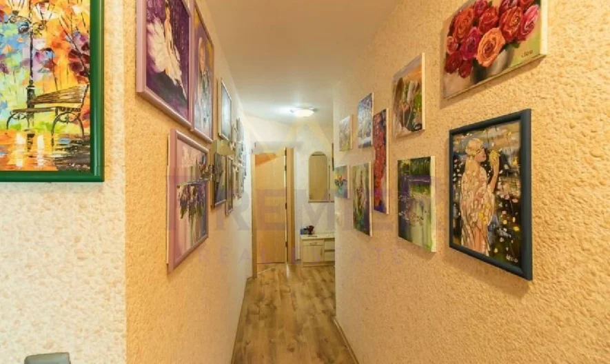 ОТЛИЧЕН ТРИСТАЕН АПАРТАМЕНТ НАПЪЛНО ОБЗАВЕДЕН -  - снимка 3 - Имоти Премиер