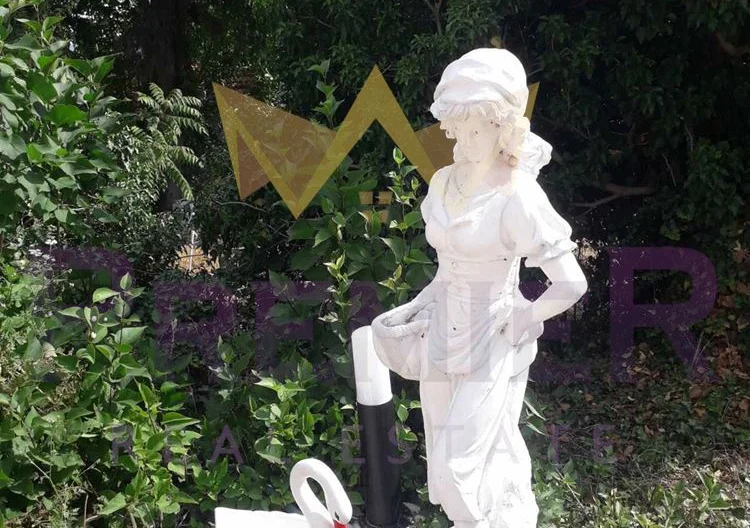 Отремонтирана къща със собствен парцел в центъра на Кранево -  - снимка 13 - Имоти Премиер