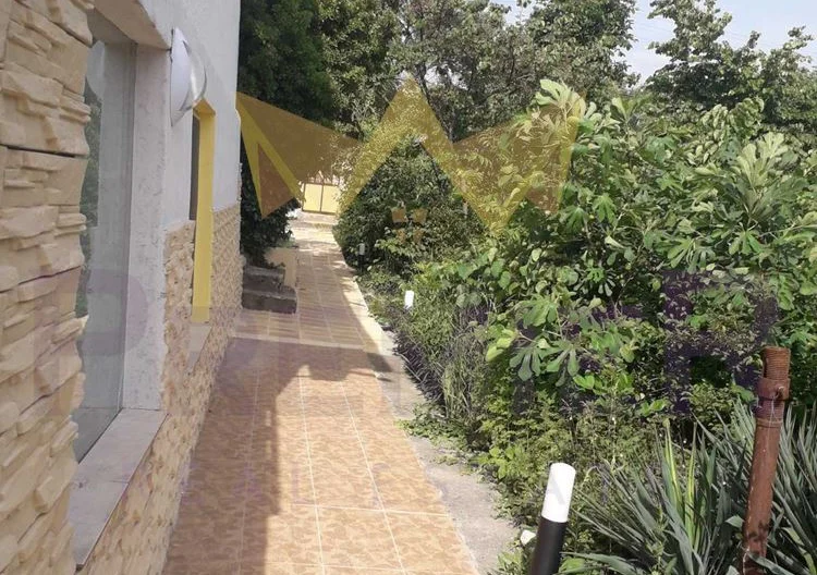 Отремонтирана къща със собствен парцел в центъра на Кранево -  - снимка 8 - Имоти Премиер