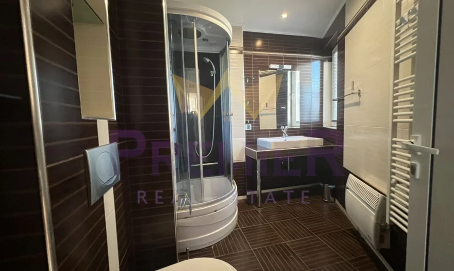 Панорамен четиристаен апартамент в района на Колхозен пазар -  - снимка 8 - Имоти Премиер