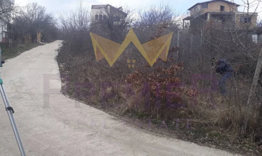 Панорамен парцел м-т Добрева чешма -  - снимка 4 - Имоти Премиер