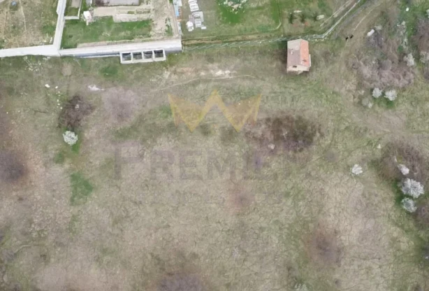 Агенция за недвижими имоти - Имоти Премиер - имот - 640852, Цена: 37000 EUR