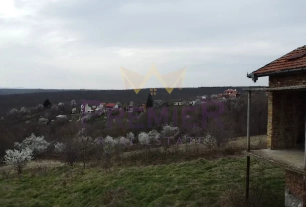 Агенция за недвижими имоти - Имоти Премиер - имот - 640852, Цена: 37000 EUR