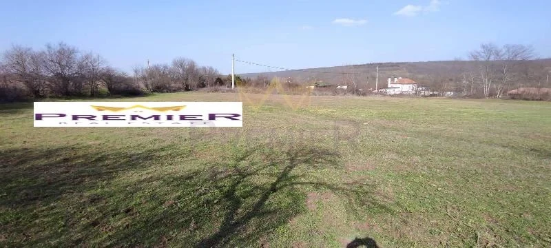 Панорамен парцел в село Садово -  - снимка 1 - Имоти Премиер