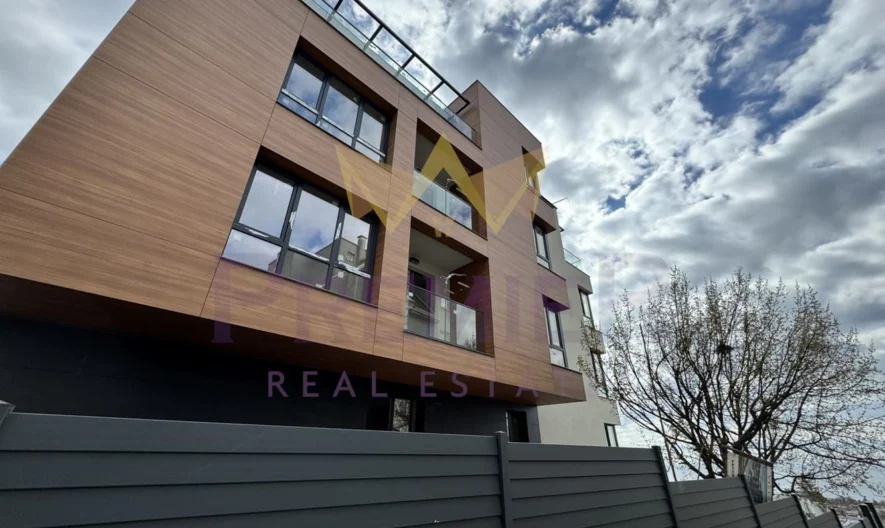 Панорамен тристаен апартамент до КЛЮЧ , кв. Бриз - - снимка 14 - Имоти Премиер