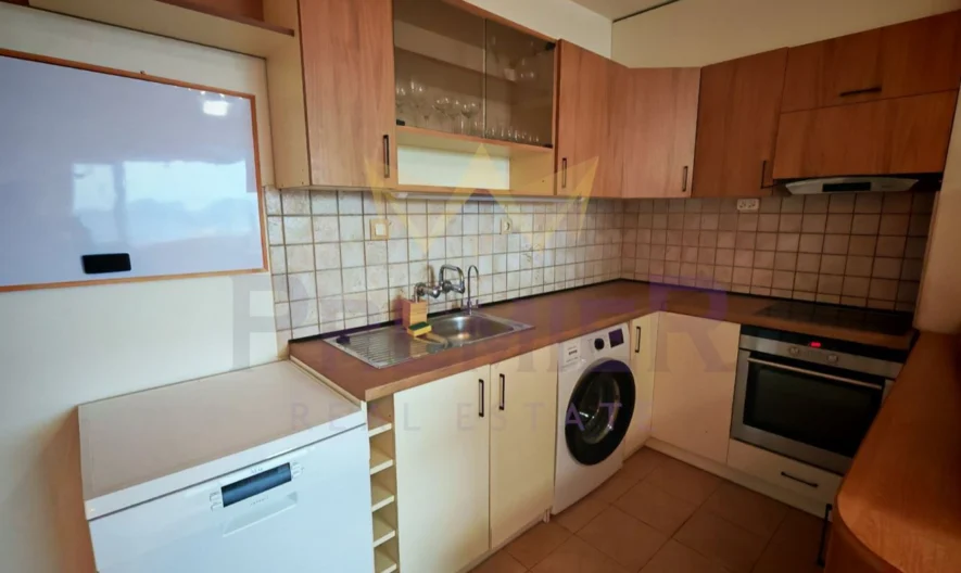 Панорамен тристаен апартамент до Операта – Варна - - снимка 3 - Имоти Премиер