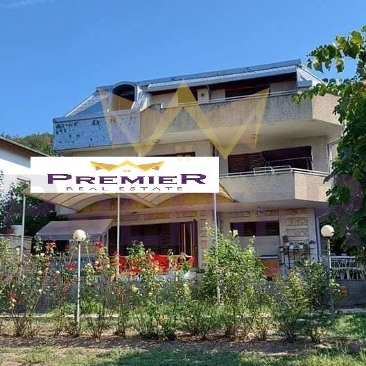 Panoramic villa in the town of Balchik -  - snimka 1 - Imoti Premier
