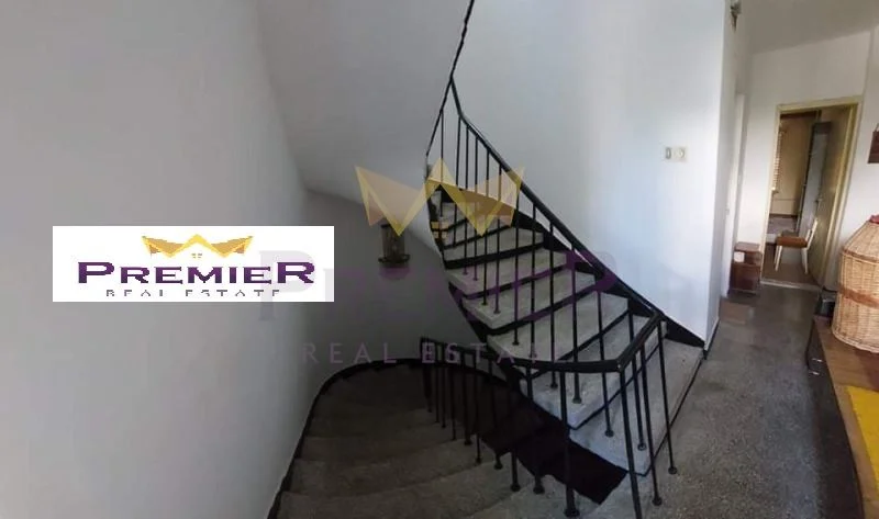 Panoramic villa in the town of Balchik -  - snimka 9 - Imoti Premier