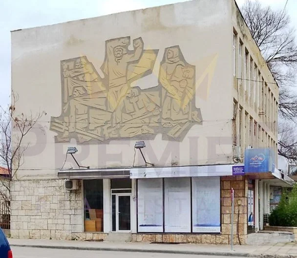 Part of a building in the town of Shabla, Dobrich region -  - snimka 2 - Imoti Premier
