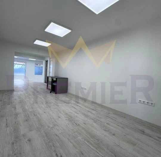 Партерно търговско помещение с лице на улица – Варна Колхозен пазар -  - снимка 3 - Имоти Премиер