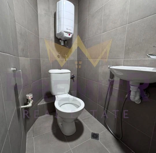 Партерно търговско помещение с лице на улица – Варна Колхозен пазар -  - снимка 7 - Имоти Премиер