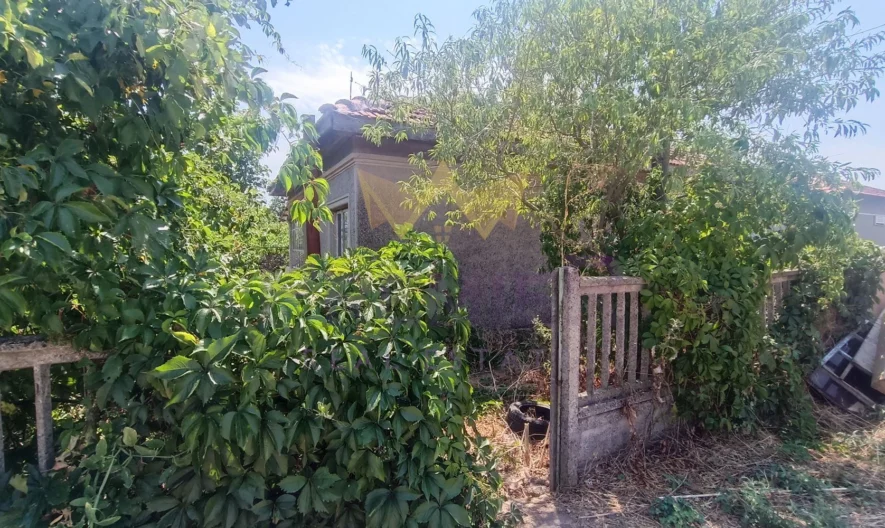 Парцел 2 дк. с централна локациа в с. Дропла; Възможност за придобиване на съседен парцел 1,3 дк. -  - снимка 3 - Имоти Премиер