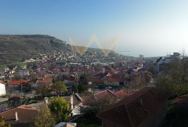 Агенция за недвижими имоти - Имоти Премиер - имот - 1108893, Цена: 37000 EUR