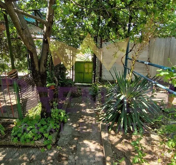 Парцел, 550кв. м-ст Планова, 250м. от главен път -  - снимка 4 - Имоти Премиер