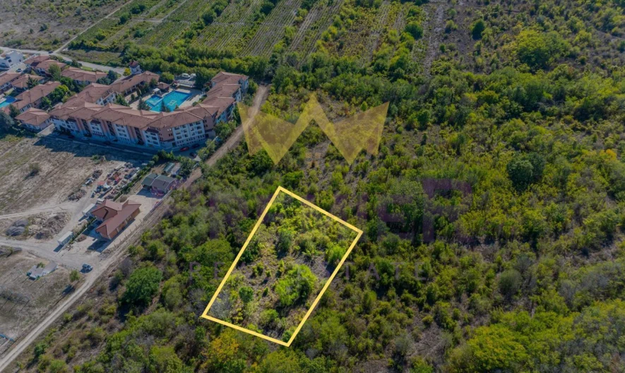 Парцел – лозе с площ 3 060 кв.м с МОРСКА ПАНОРАМА в с. Рогачево - - снимка 3 - Имоти Премиер