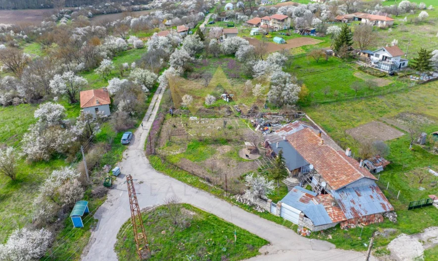 Парцел 880кв.м. с Лице 28м. в с.Радево обл.Варна -  - снимка 6 - Имоти Премиер