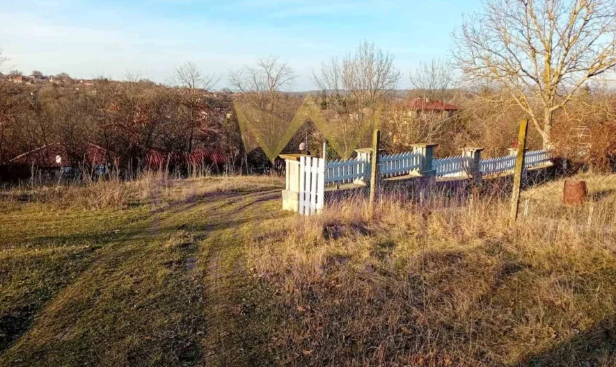 Парцел до Варна - - снимка 1 - Имоти Премиер