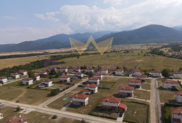 Агенция за недвижими имоти - Имоти Премиер - имот - 1033278, Цена: 166000 EUR