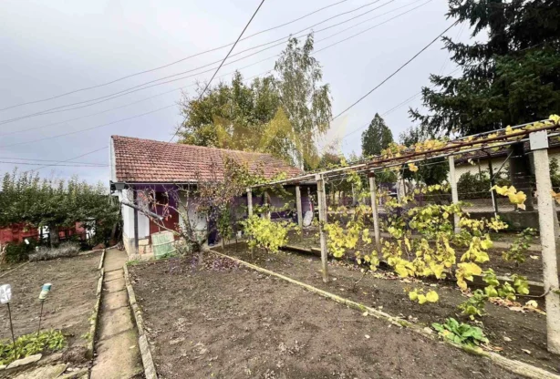 Агенция за недвижими имоти - Имоти Премиер - имот - 1088343, Цена: 40000 EUR