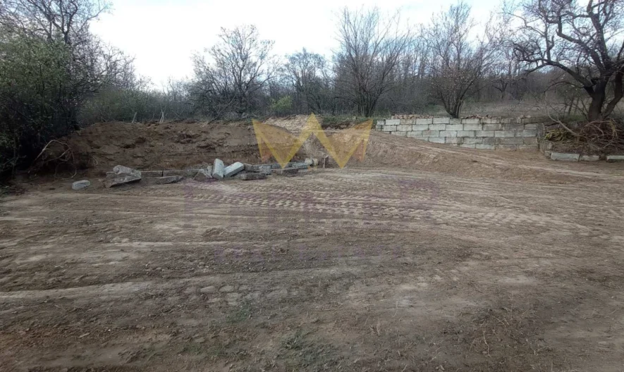 Парцел гр. Аксаково -  - снимка 7 - Имоти Премиер