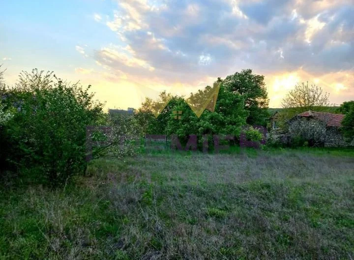 Агенция за недвижими имоти - Имоти Премиер - имот - 757221, Цена: 38000 EUR