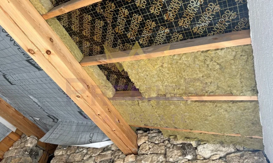 Парцел с 2 къщи в с. Радево -  - снимка 18 - Имоти Премиер