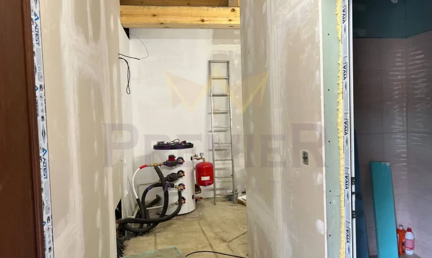 Парцел с 2 къщи в с. Радево -  - снимка 20 - Имоти Премиер