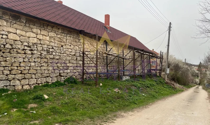 Парцел с 2 къщи в с. Радево -  - снимка 3 - Имоти Премиер