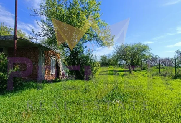 Агенция за недвижими имоти - Имоти Премиер - имот - 1000274, Цена: 42000 EUR