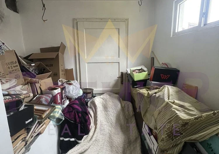 ПАРЦЕЛ С КЪЩА В ГР. АЙТОС -  - снимка 14 - Имоти Премиер