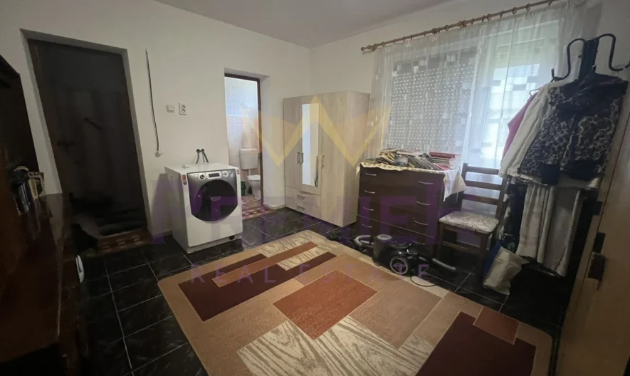 ПАРЦЕЛ С КЪЩА В ГР. АЙТОС -  - снимка 8 - Имоти Премиер