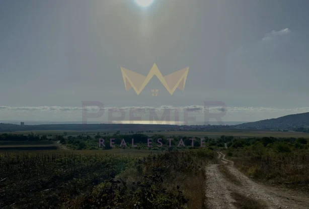 Агенция за недвижими имоти - Имоти Премиер - имот - 789142, Цена: 89900 EUR